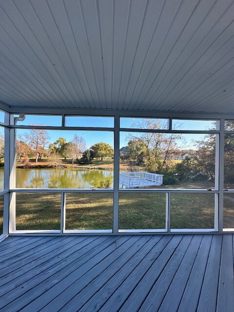 Building Photo - 215 Blackwell Rd