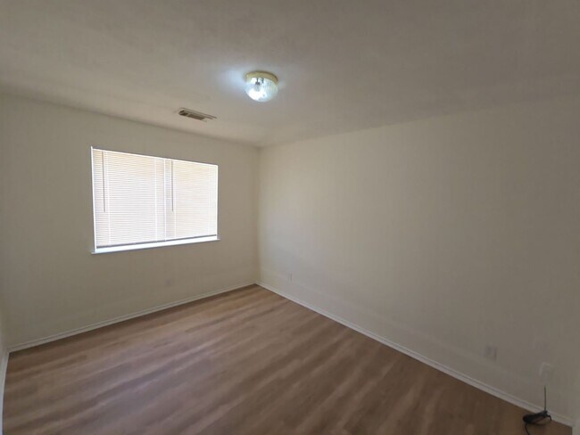 Building Photo - 21802 Westfield Ridge Dr