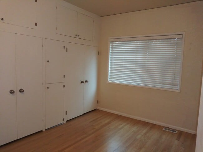 Building Photo - #57-SW Troy