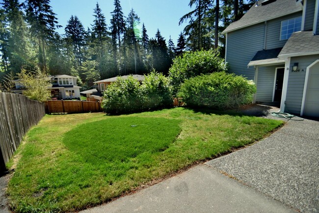 Building Photo - 3bd/1.5ba Edmonds Home