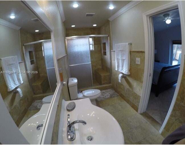 Building Photo - 13817 SW 154th St