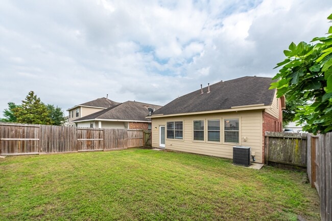 Building Photo - 1702 Bonnyton Ln
