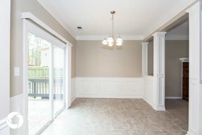 Building Photo - 120 Drawbridge Ct