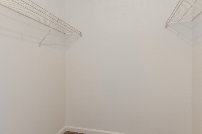 Building Photo - NEW APPLIANCES!  EXCELLENT CONDO IN GATED COMMUNITY LOCATED NORTHEAST OF LAS VEGAS*HCVP CONSIDERED!!