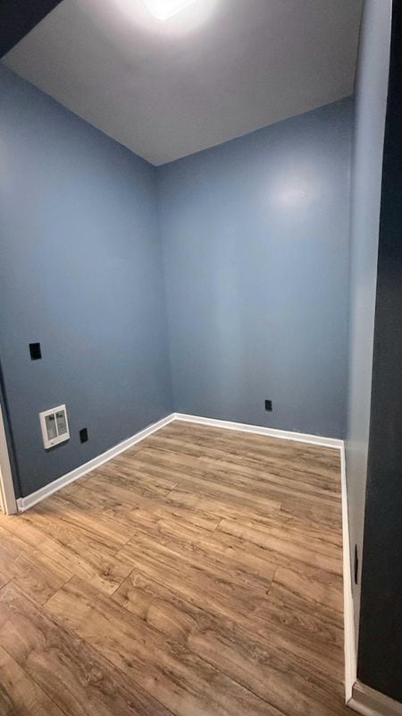 Building Photo - 12 Tyler St