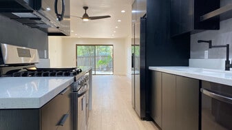 Building Photo - 6474 Cavalleri Rd