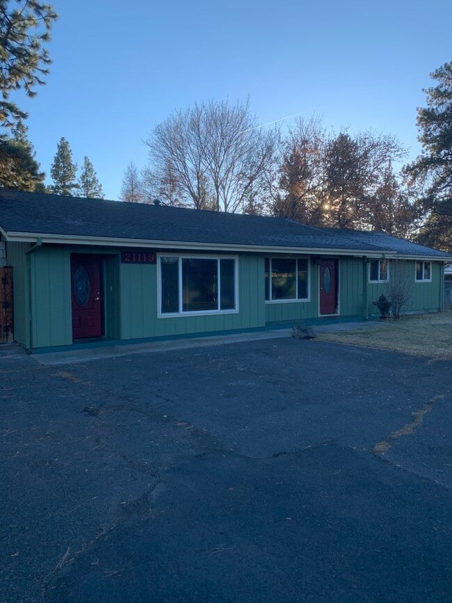 Building Photo - 21119 Bear Creek Rd