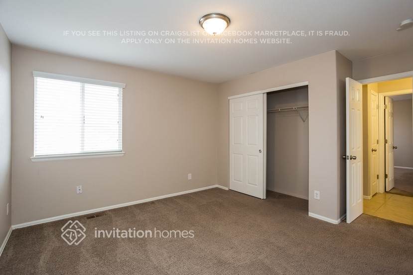Building Photo - 9829 Kenton Cir