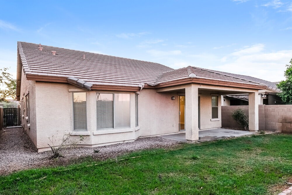 Building Photo - 4608 S 26th Ln