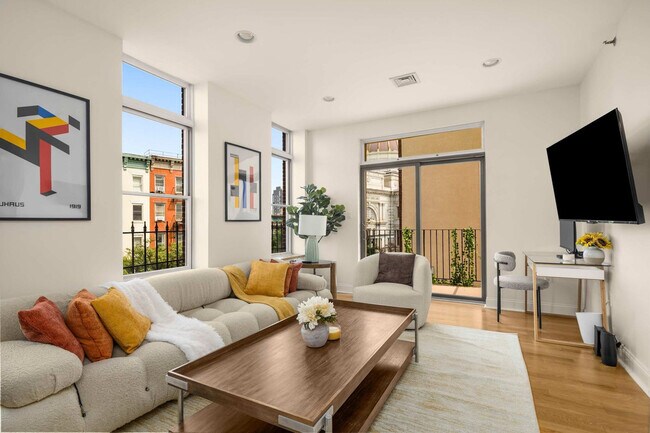 Building Photo - 140 Broadway-SI ID1298277P