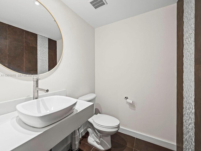 Building Photo - 600 Biltmore Way