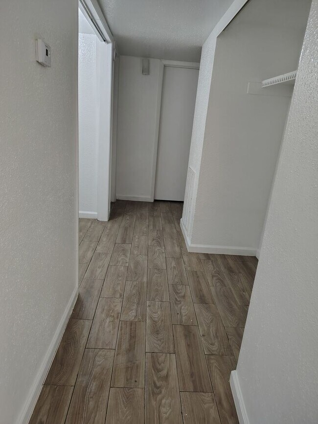 Building Photo - 2 BR 2 BA Condo - Downstairs
