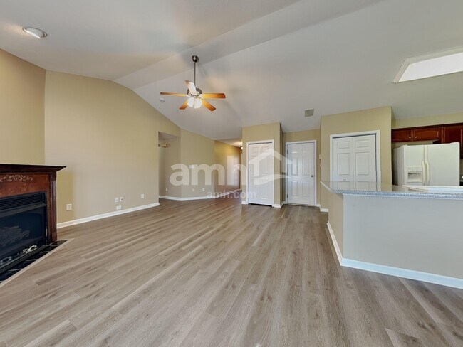 Building Photo - 5404 Silver Grove Ln