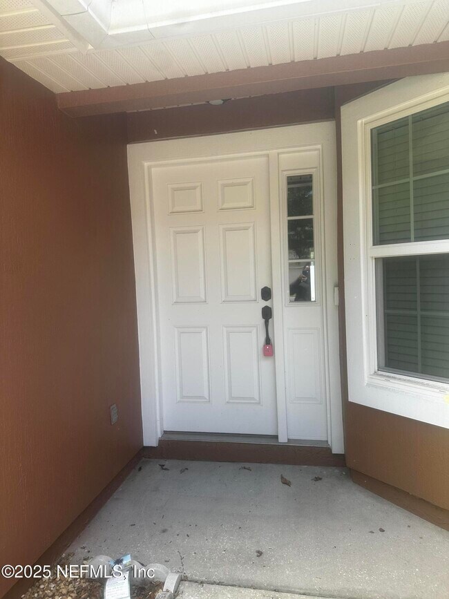 Building Photo - 45157 Ingleham Cir