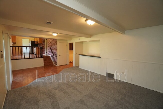 Building Photo - 1472 W Geddes Ave