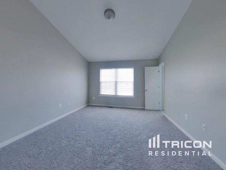 Building Photo - 10554 Catalina Pl