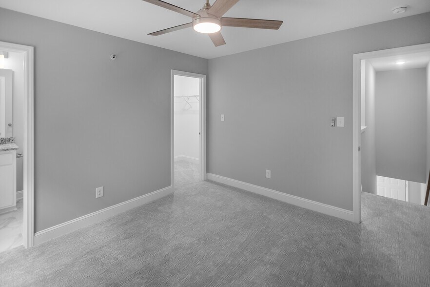 Building Photo - 1261 Cross Creek Cir