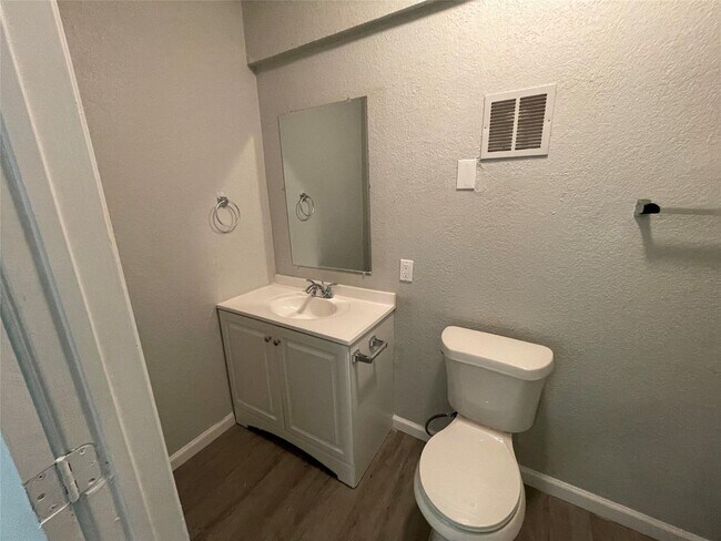 Building Photo - 3 BR/2.5BA | Newly Renovated Single Family Home | 1-Car Covered Parking | Gated backyard