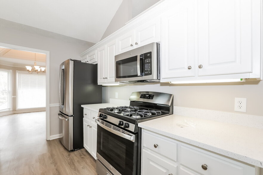 Building Photo - 1340 Winding Wood Way NW