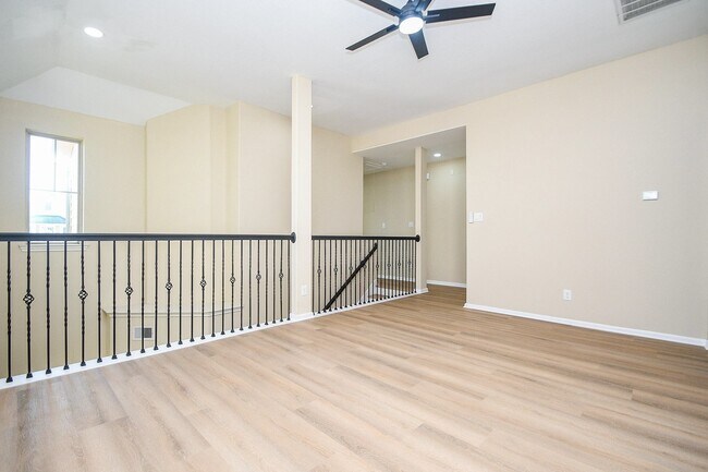 Building Photo - 23310 Isola St