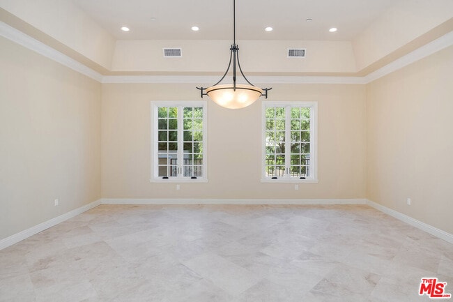 Building Photo - 17390 Tramonto Dr