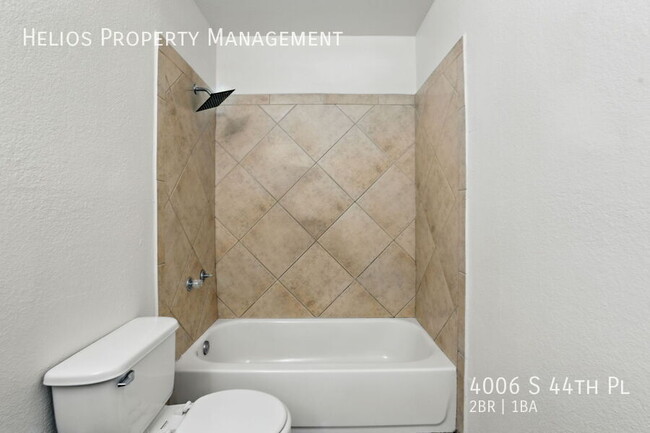 Building Photo - 4006 S 44th Pl