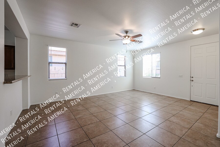 Building Photo - 6946 W Harwell Rd