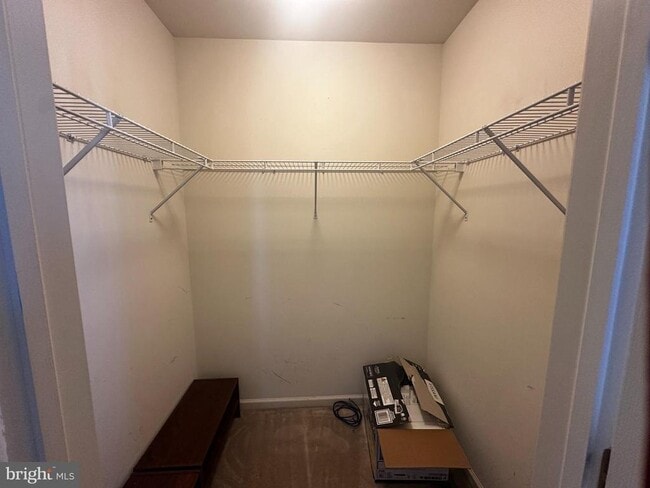 Building Photo - 937 Cholet Dr