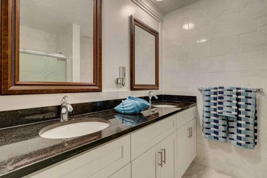 Building Photo - 400 William Hilton Pkwy