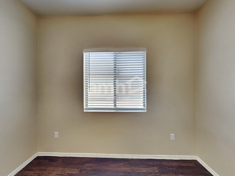 Building Photo - 11332 W Burning Sage St