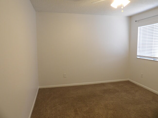 Building Photo - 4132 Palm Bay Cir