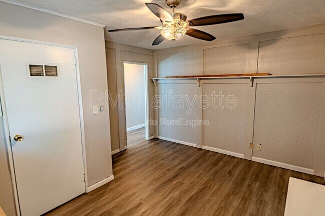 Building Photo - 3302 Longlois Dr
