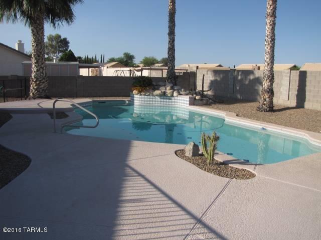 Building Photo - 7960 S Carbury Way