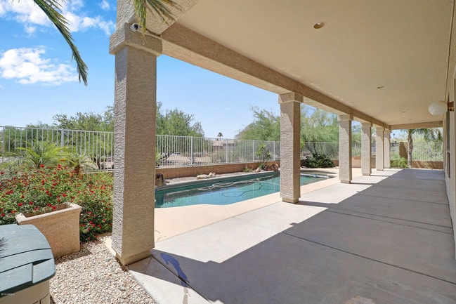 Building Photo - 23852 N 66th Ave