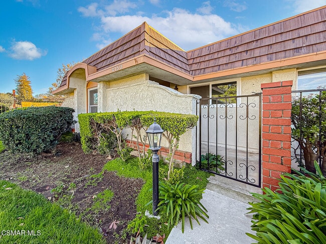 Building Photo - 4150 Lake Harbor Ln