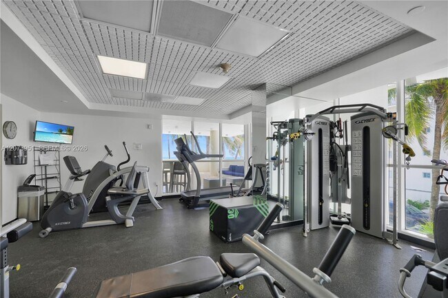 Building Photo - 4201 Collins Ave