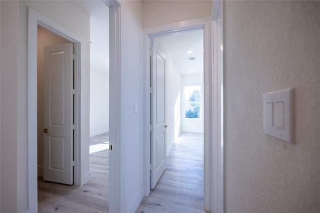 Building Photo - 5906 St Augustine St