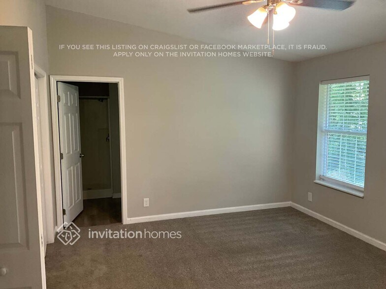 Building Photo - 738 Sheppard Rd