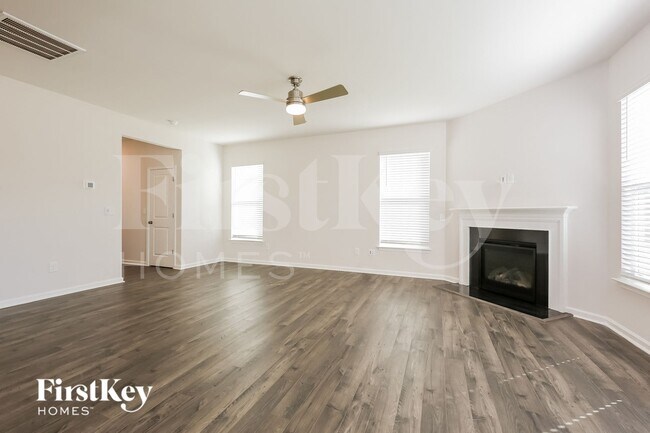 Building Photo - 23 Wild Lily Dr