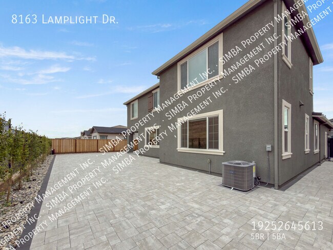 Building Photo - 8163 Lamplight Dr