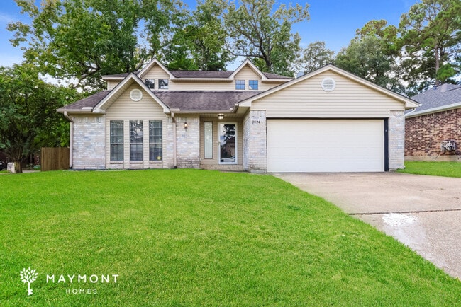 Building Photo - 2024 Northampton Dr
