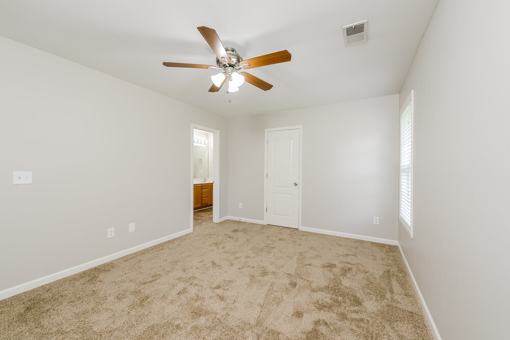 Building Photo - 5204 Mt Hope Dr