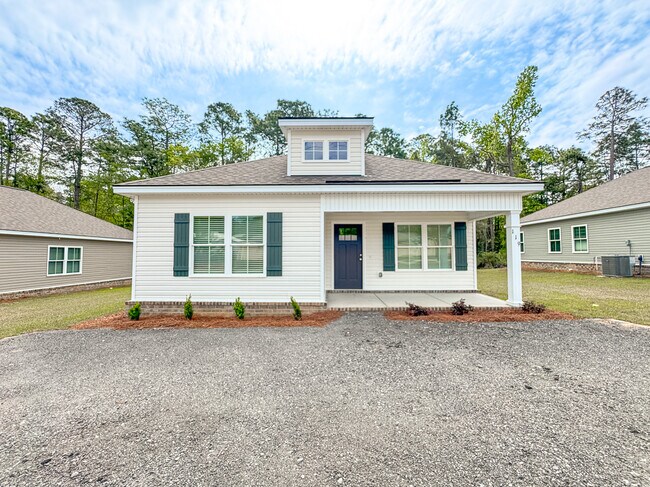 Building Photo - 119 Zetterower Rd