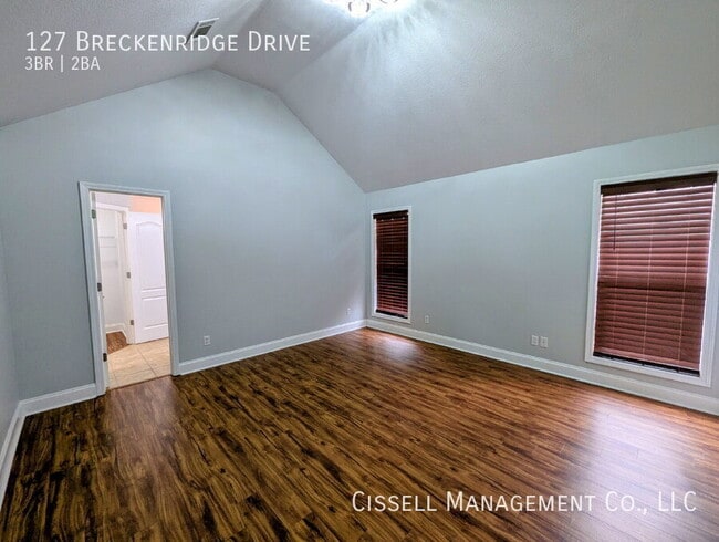 Building Photo - 127 Breckenridge Dr
