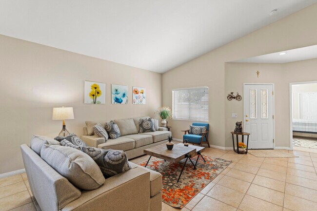 Building Photo - 80162 Pebble Beach Dr