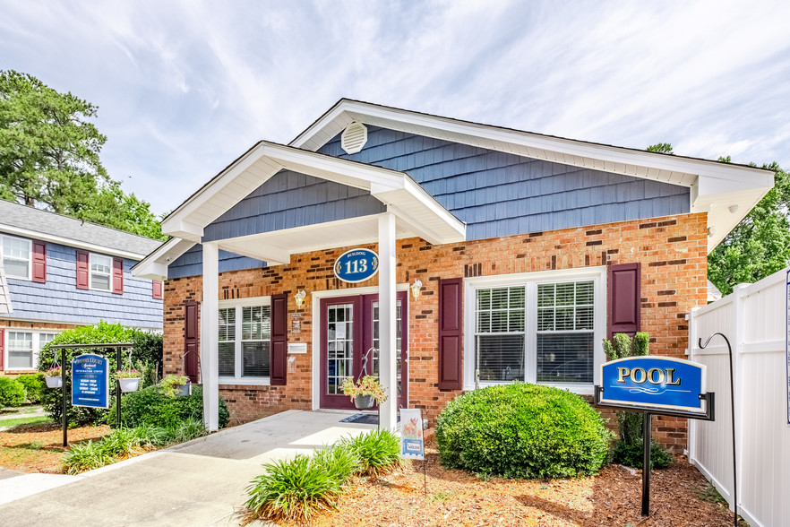 Primary Photo - Cherry Court Apartments