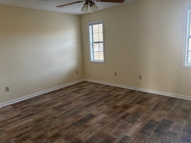 Building Photo - 375 Plum Tree Cir