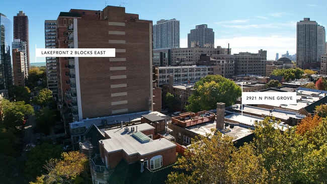 Building Photo - 2921 N Pine Grove Ave