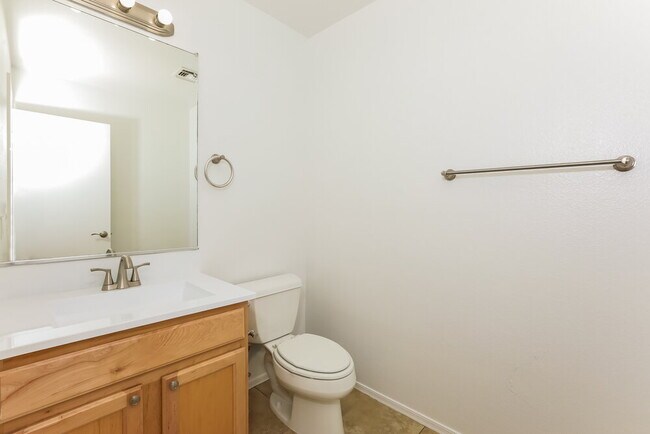 Building Photo - 6061 S Wilson Dr