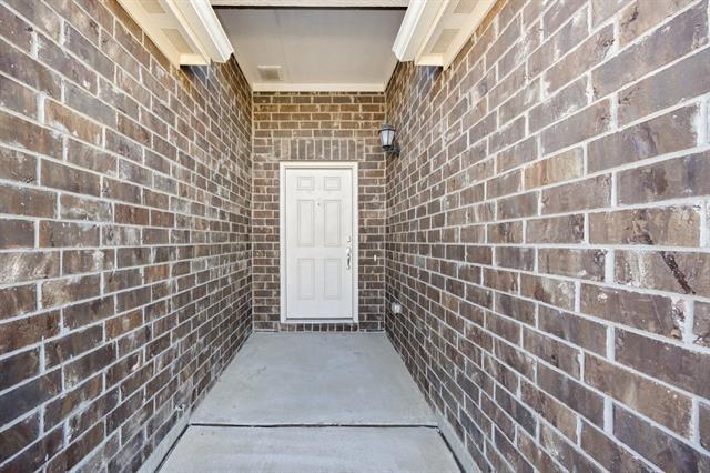 Building Photo - 4805 Cleves Ave